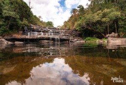 Cascade à Phou Khao Khouay, Laos