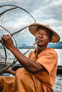 Portrait de pêcheur en Birmanie