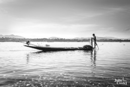 Pêcheur sur le lac Inlé en Birmanie