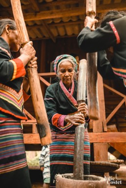 Femmes de l'ethnie Khamu au Laos
