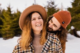 Séance couple en hiver dans les Vosges