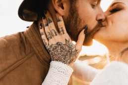 Séance photo couple tatouages